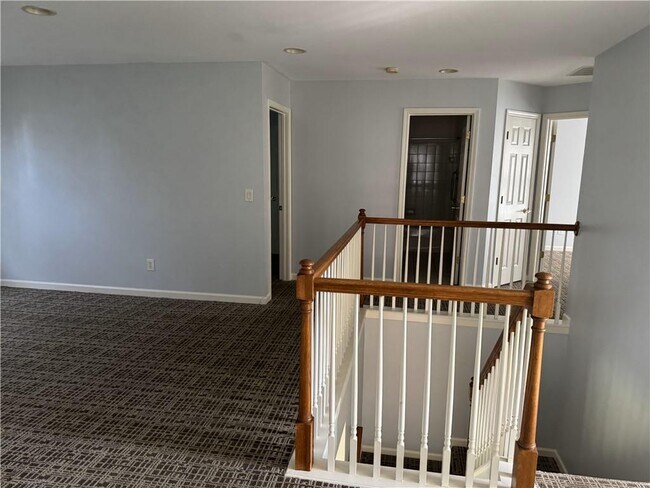 Building Photo - 4183 Divot Way