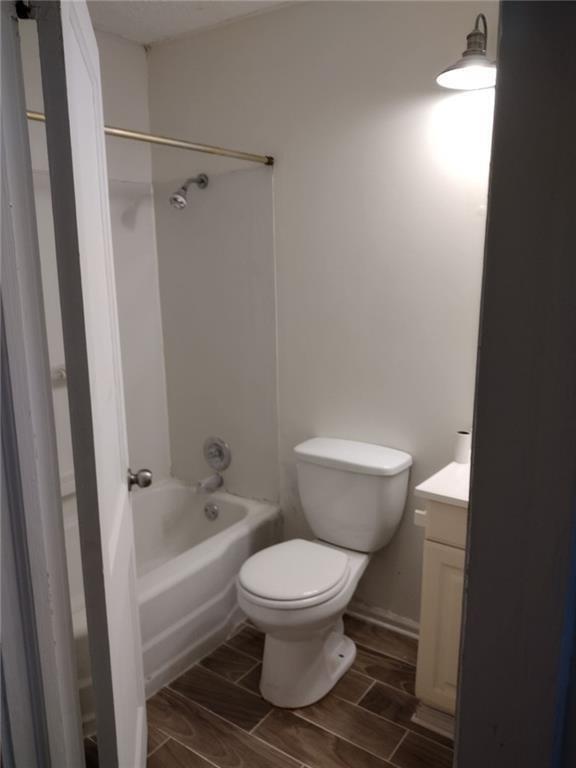 Building Photo - 131 Garrison Rd SE