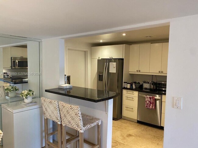 Building Photo - 210 Sea View Drive 312, Key Biscayne, FL 33149