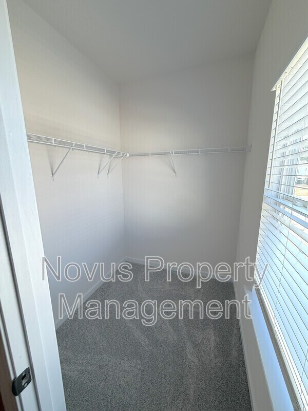 Building Photo - 204 Asher Dr