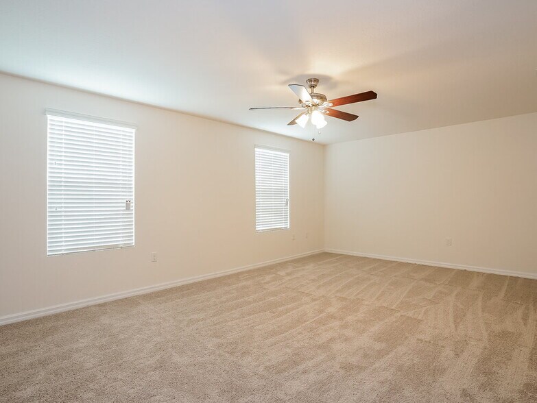 Building Photo - 6305 Merrifield Dr