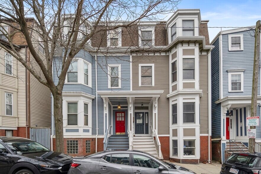 Primary Photo - 62 Gates St