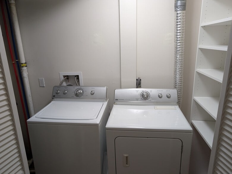 Washing Machines - 2401 S 11th St