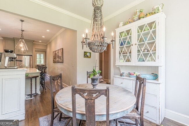 Building Photo - 1878 Cambridge Ave