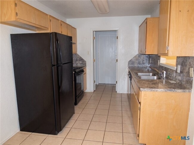 Building Photo - 2808 Edgefield St