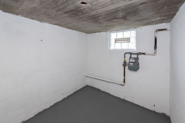 Building Photo - NORTH COLLEGE HILL -  Stunning remodel 3be...