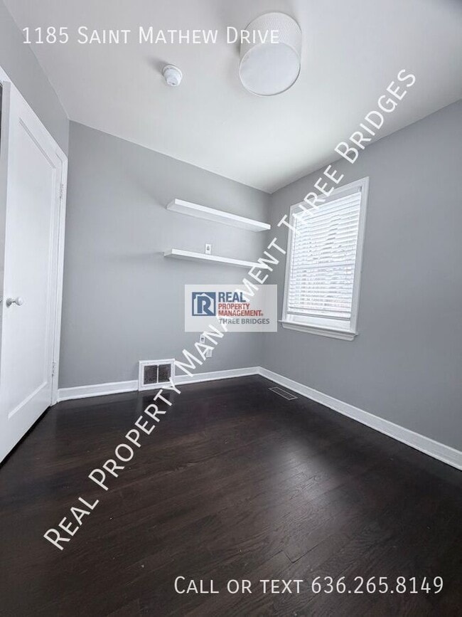 Building Photo - 1185 St Matthew Dr