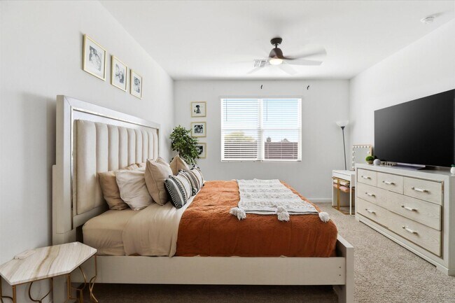 Building Photo - 19295 N Avelino Dr