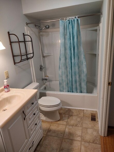 Bathroom - 247 Otterbein Dr
