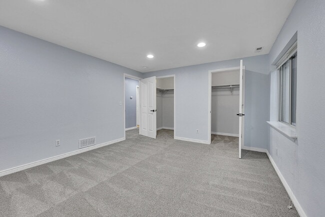 Building Photo - $3,495 - 4 Bed, 4 Bath Home with 4 Car Gar...