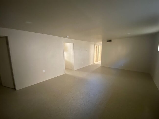 Living room view 2 - 732 Chestnut St