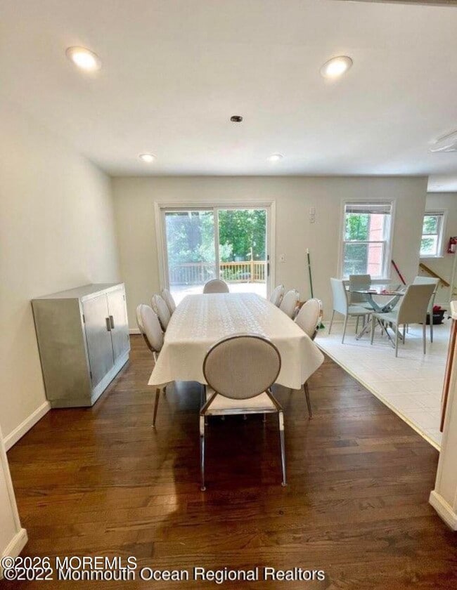 Building Photo - 6 Teabury Ln