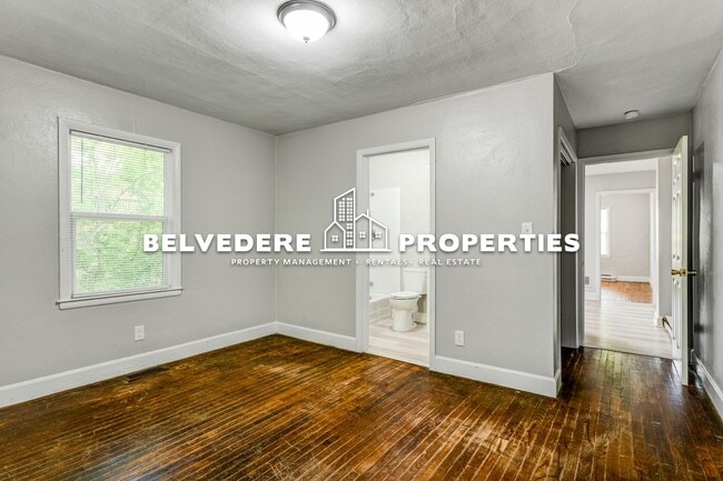 Building Photo - 1028 Asheboro St