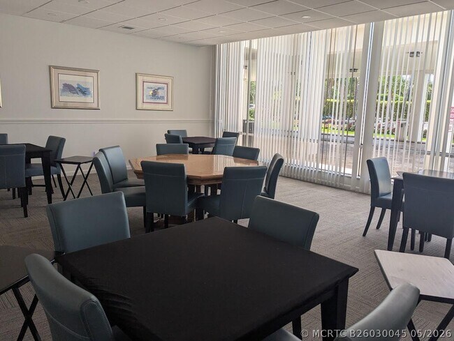 Building Photo - 2121 N Ocean Blvd