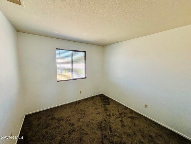 Building Photo - 37306 Wild Tree St
