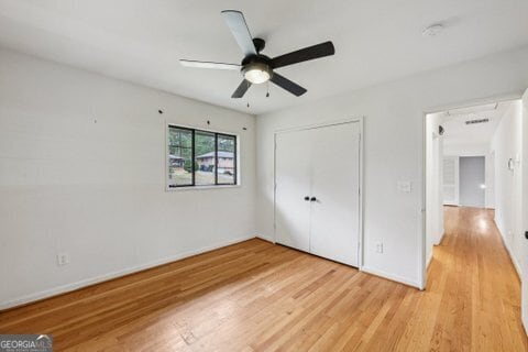 Building Photo - 2562 Farley St