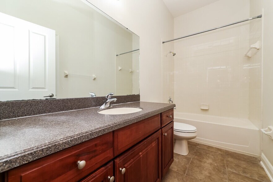 Building Photo - 209 Fern Gulley Dr