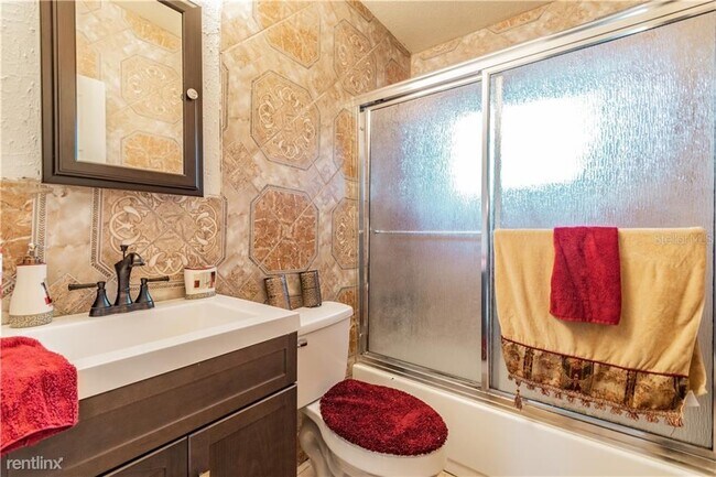 Building Photo - 4 br, 2 bath House - 3014 9th Avenue Dr E