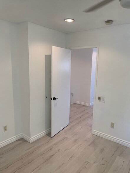 Building Photo - 7560 Corbin Ave