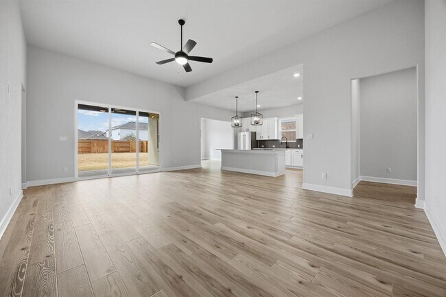 Building Photo - 114 Nandina Path