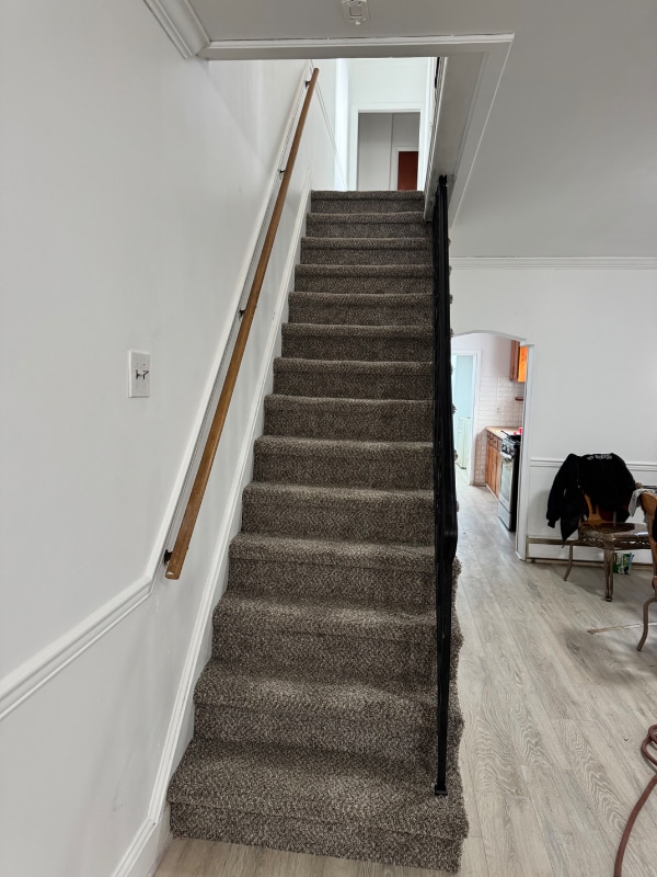 Building Photo - 723 E Woodlawn St