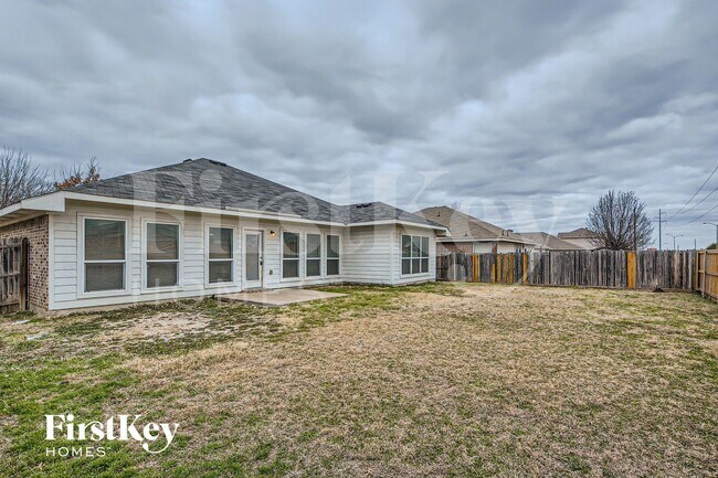 Building Photo - 6728 Ohana Pl