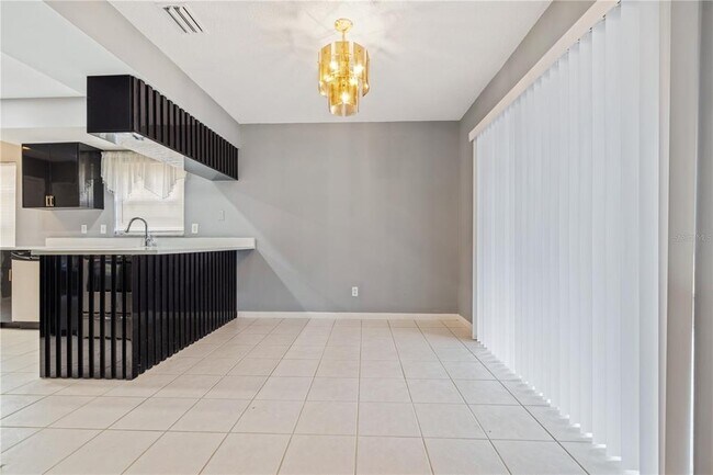 Building Photo - 8312 Clermont St