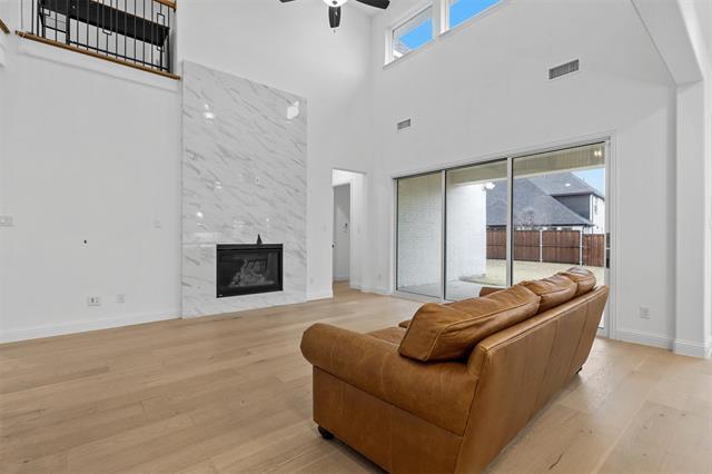 Building Photo - 2241 Red Cedar Trl