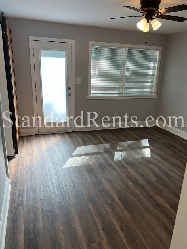 Building Photo - Updated West Midtown Bungalow