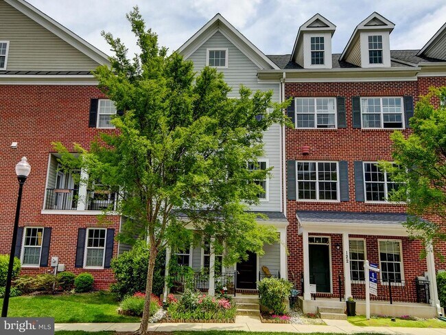 Building Photo - 124 Meridian Ln