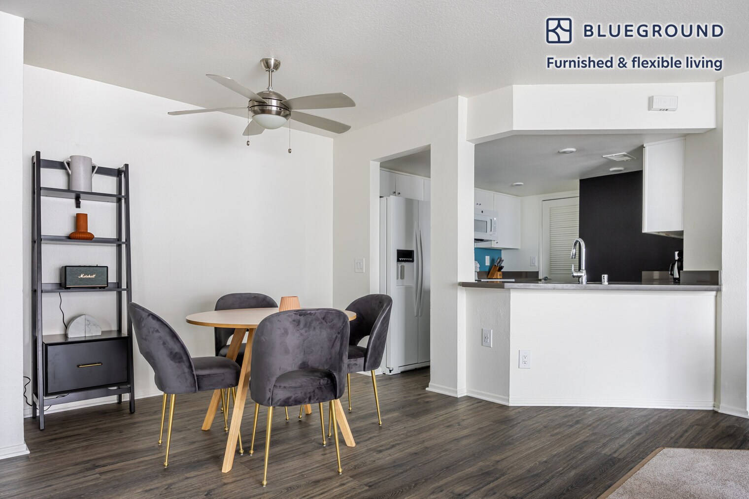Building Photo - 10983 Bluffside Dr