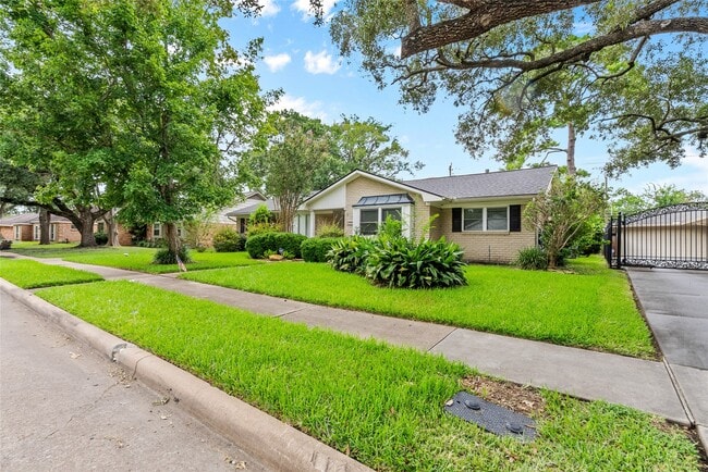 Building Photo - 5322 Rutherglenn Dr