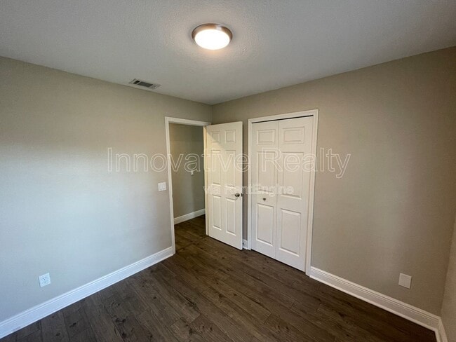 Building Photo - 6518 Cocos Dr