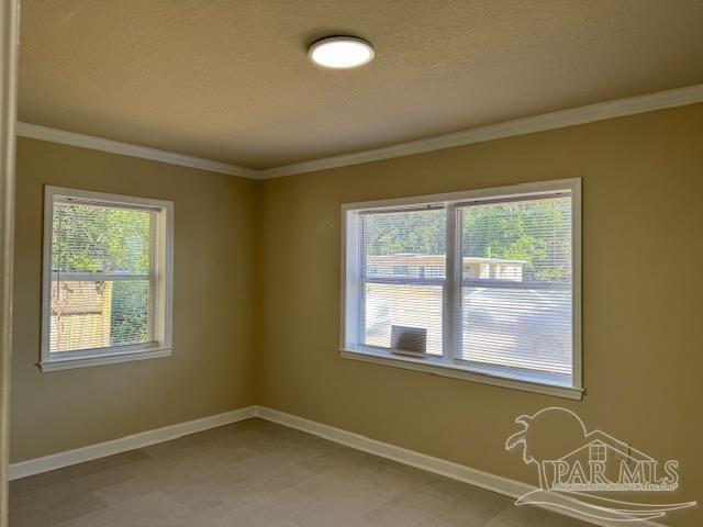Building Photo - 801 E Fairfield Dr