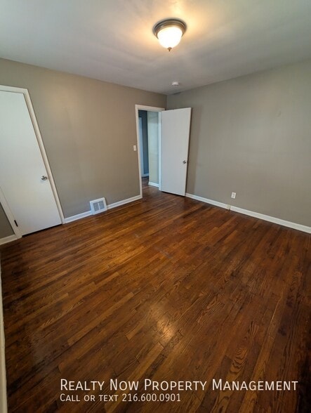 Building Photo - 14804 Rockside Rd