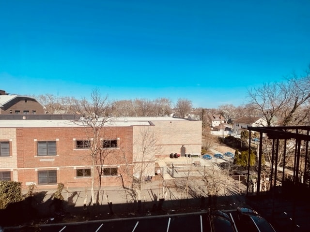 Building Photo - 148 Union Ave
