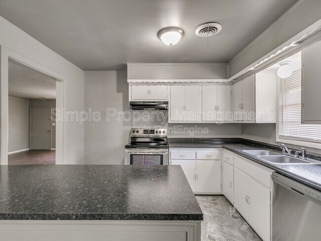 Building Photo - 1321 NW 82nd St