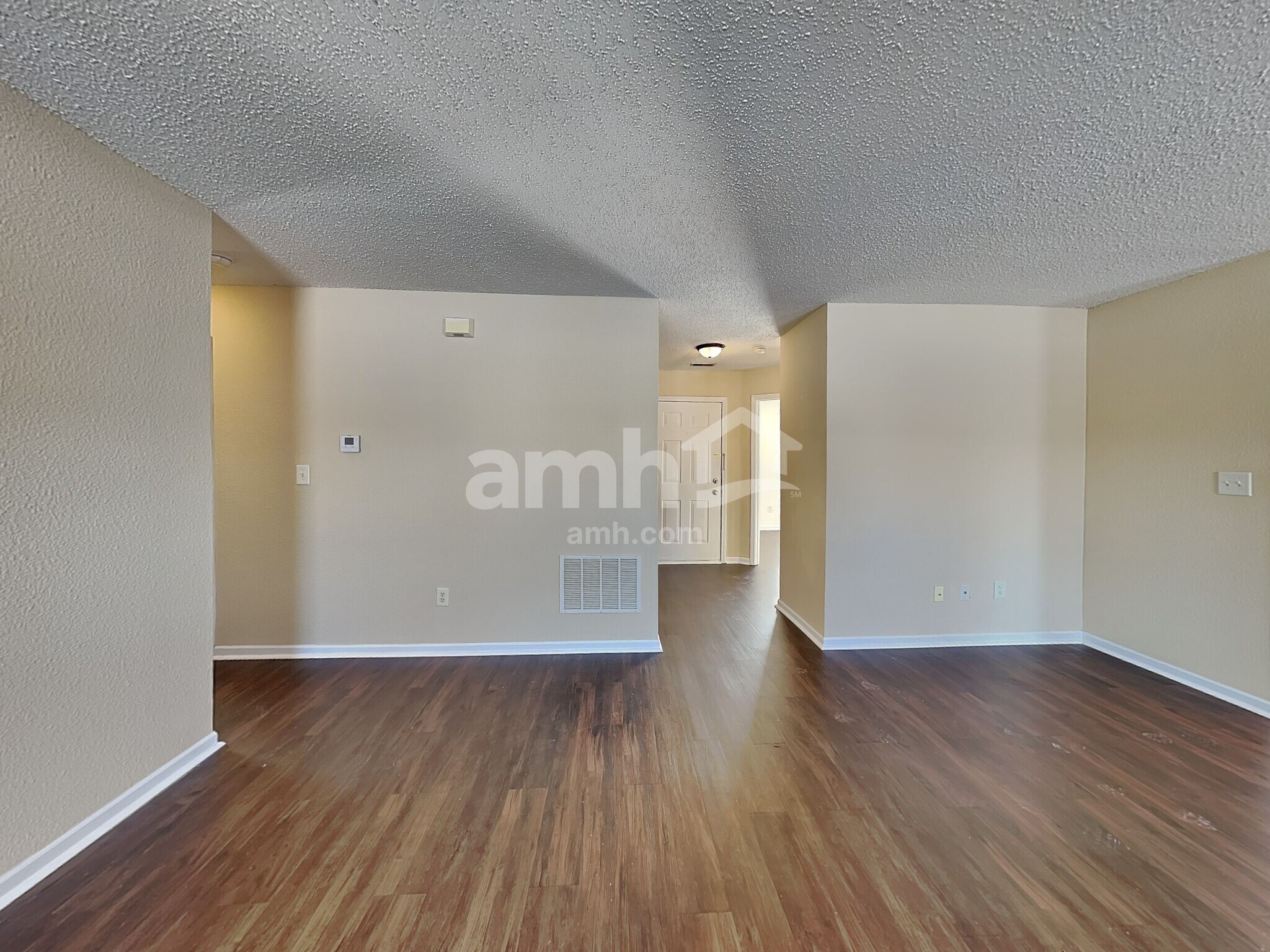 Building Photo - 8110 Red Barn Ct