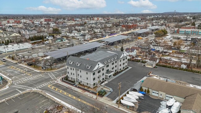 Building Photo - 80 Division St