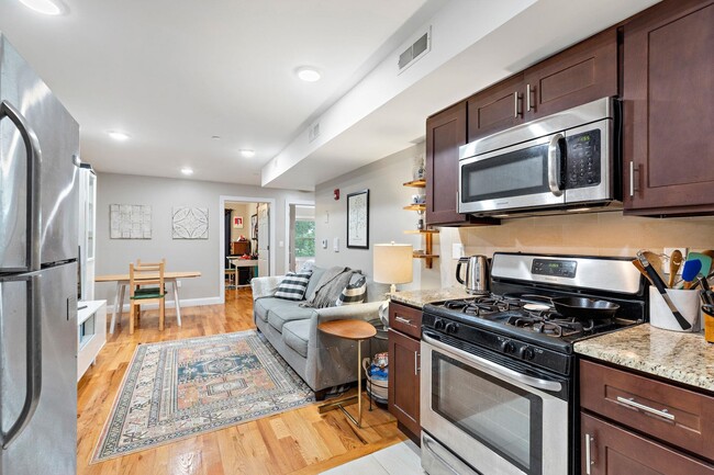 Primary Photo - 381 Communipaw Ave