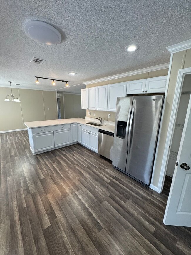 Building Photo - Navarre Home for rent!
