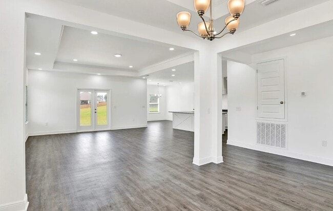 Building Photo - 30872 Semper Dr