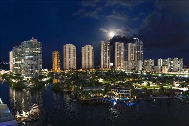 Building Photo - 400 Sunny Isles Blvd