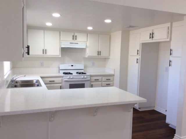 Primary Photo - 2143 W Avenue K15