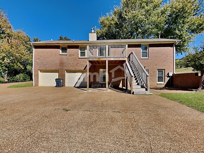 Building Photo - 7303 Clearview Dr