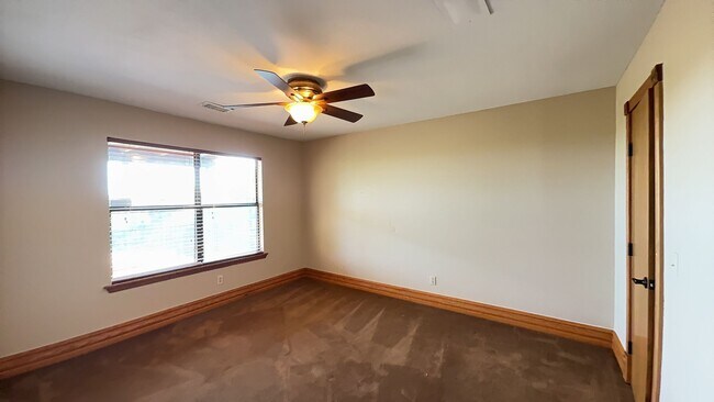 Building Photo - Welcome home to breathtaking views in this...
