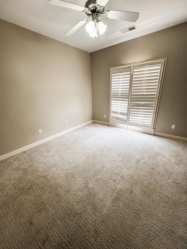 Building Photo - 759 Southern Belle Dr