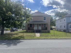 Building Photo - 53 Sisson St