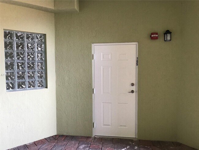 Building Photo - 210 NW 109th Ave