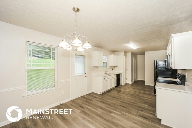 Building Photo - 4397 Rock Valley Dr